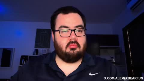 Snapshot of alexxxbear chatting on February 2025 03:01:02 AM alexxxbear online show from February 2025 03:01:02 AM