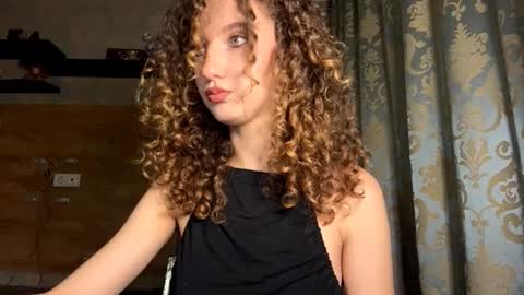 Tatiana online show from November 2025 04:28:02 PM