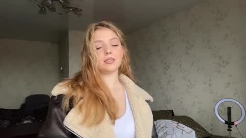 Snapshot of alfrediamalcom chatting on November 2025 07:29:02 AM Maria online show from November 2025 07:29:02 AM