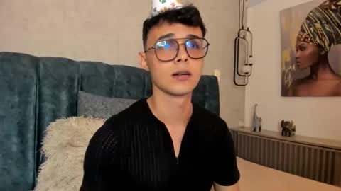 Snapshot of alhan_twink chatting on June 2026 05:42:01 AM ALHAN online show from June 2026 05:42:01 AM