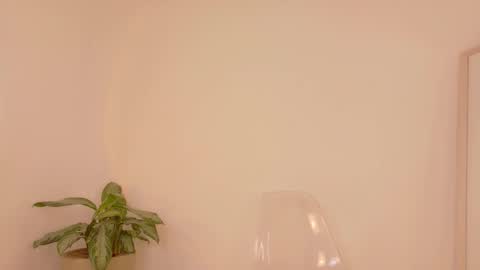 Snapshot of alia_peach_ chatting on December 2025 05:13:01 AM Alia online show from December 2025 05:13:01 AM