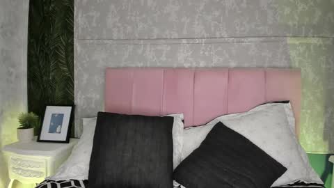 Snapshot of aliaaa_ chatting on February 2026 11:36:02 AM Aliaaa online show from February 2026 11:36:02 AM