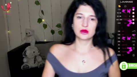 Snapshot of alianna_solo_kiss chatting on February 2025 06:40:01 AM Alianna online show from February 2025 06:40:01 AM