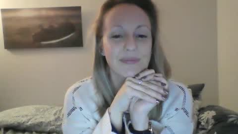 Snapshot of alice8363 chatting on December 2024 04:10:02 PM Alice online show from December 2024 04:10:02 PM