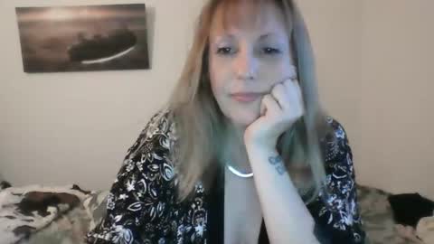 Snapshot of alice8363 chatting on January 2025 04:16:02 PM Alice online show from January 2025 04:16:02 PM