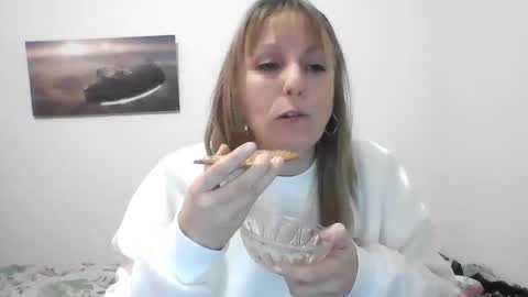 Snapshot of alice8363 chatting on January 2025 05:13:01 PM Alice online show from January 2025 05:13:01 PM