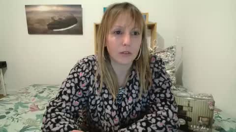 Snapshot of alice8363 chatting on February 2025 06:01:02 PM Alice online show from February 2025 06:01:02 PM