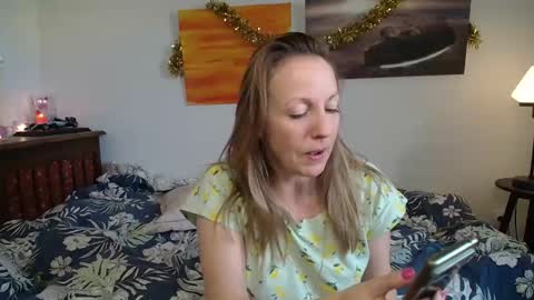 Snapshot of alice8363 chatting on January 2026 08:52:01 AM Alice online show from January 2026 08:52:01 AM