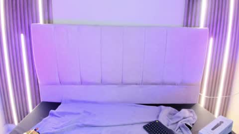 alice_26__ online show from July 2026 08:35:01 PM
