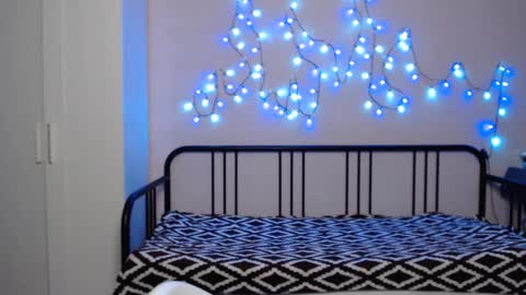 Alice online show from December 2024 10:53:02 PM