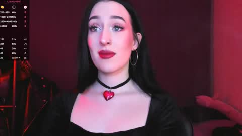 Snapshot of alice___mistress chatting on February 2025 12:08:02 AM Miss Alice online show from February 2025 12:08:02 AM