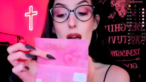 Snapshot of alice___mistress chatting on January 2026 02:03:01 AM Miss Alice online show from January 2026 02:03:01 AM