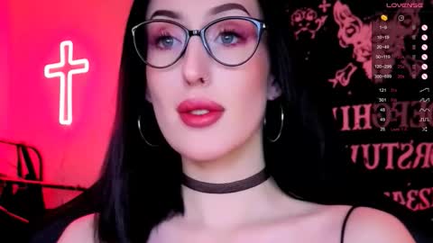 Snapshot of alice___mistress chatting on January 2026 02:47:02 AM Miss Alice online show from January 2026 02:47:02 AM