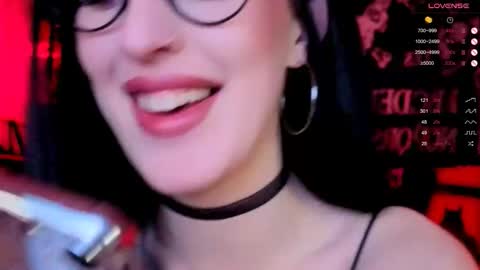 Snapshot of alice___mistress chatting on January 2026 04:40:02 AM Miss Alice online show from January 2026 04:40:02 AM