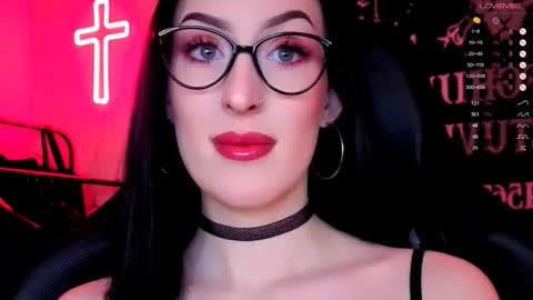 Snapshot of alice___mistress chatting on February 2026 03:02:01 PM Miss Alice online show from February 2026 03:02:01 PM