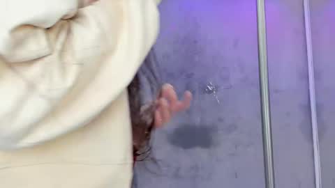 Alice Susan online show from May 2026 11:37:01 AM