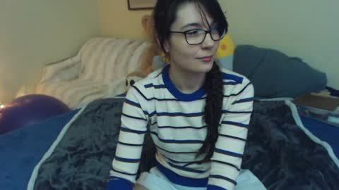 Snapshot of alice_asks chatting on December 2024 06:12:02 PM Alice Asks online show from December 2024 06:12:02 PM
