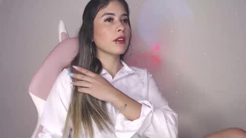 Snapshot of alice_cespedes chatting on October 2025 10:11:01 PM alice_cespedes online show from October 2025 10:11:01 PM