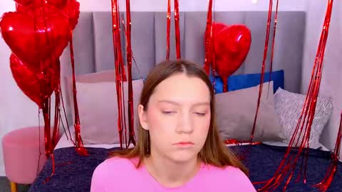 Snapshot of alice_charmy chatting on February 2025 05:58:02 AM Alice in Wonderland online show from February 2025 05:58:02 AM