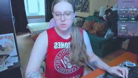 Snapshot of alice_dreamgirl_ chatting on June 2026 09:14:01 AM Alice 3 online show from June 2026 09:14:01 AM