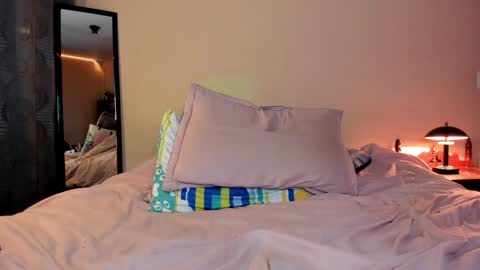 Snapshot of alice_fiend chatting on December 2024 06:12:02 AM Alice online show from December 2024 06:12:02 AM