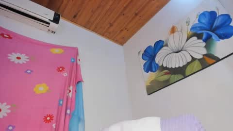 Snapshot of alice_guzman1 chatting on January 2025 06:52:01 PM ALICE Alice guzman online show from January 2025 06:52:01 PM