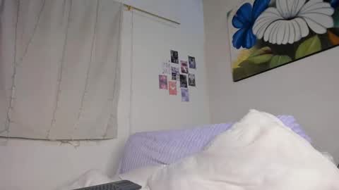 Snapshot of alice_guzman1 chatting on February 2025 03:51:02 PM ALICE Alice guzman online show from February 2025 03:51:02 PM