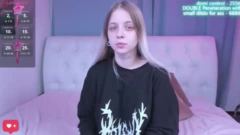 alice_halle online show from October 2025 11:05:01 AM