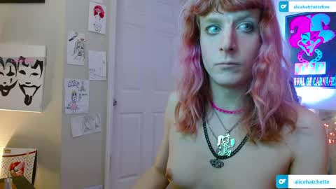 Alice Hatchette online show from April 2026 07:11:02 PM