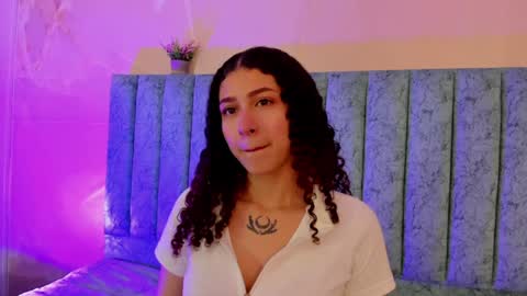 alice and amber online show from December 2024 04:21:01 AM