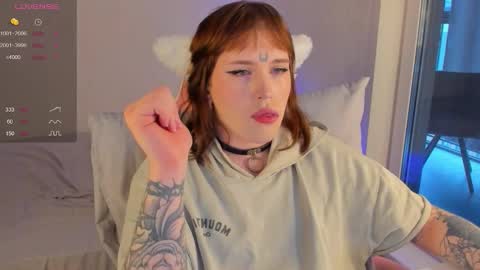 Snapshot of alice_moonshard chatting on October 2025 12:28:02 PM Alice online show from October 2025 12:28:02 PM