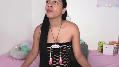 alice_parkerx online show from June 2026 10:47:02 AM