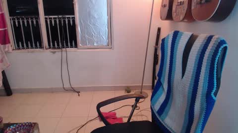 Alicia Aldara online show from October 2025 03:29:02 AM