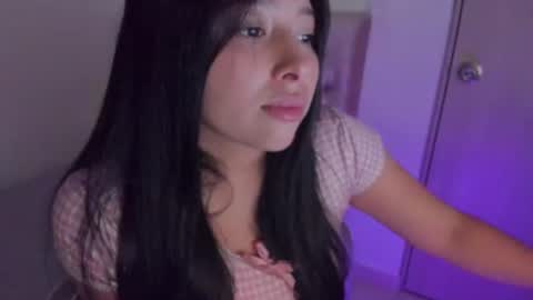 Snapshot of alice_scoth_69 chatting on June 2026 11:49:01 PM alice_scoth_69 online show from June 2026 11:49:01 PM