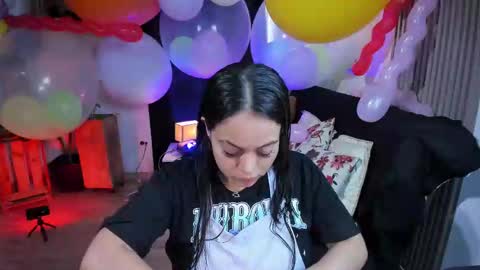 Snapshot of alice_star7 chatting on January 2025 02:22:01 PM Alice online show from January 2025 02:22:01 PM