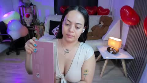 Snapshot of alice_star7 chatting on February 2025 12:39:01 PM Alice online show from February 2025 12:39:01 PM