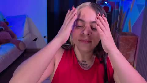 Snapshot of alice_star7 chatting on November 2025 08:00:01 PM Alice online show from November 2025 08:00:01 PM