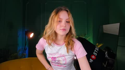 Snapshot of alice_tucci chatting on December 2024 12:57:02 PM Alice online show from December 2024 12:57:02 PM