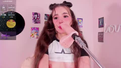 Snapshot of alicebonam chatting on December 2025 05:19:02 PM Alice online show from December 2025 05:19:02 PM