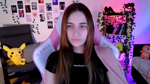 alicecharmy online show from December 2024 02:00:01 PM