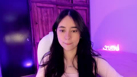 Snapshot of alicee_2 chatting on January 2025 09:08:02 PM Aliceee .. 97YP9VWGZHrefnav wishlist lists 1 online show from January 2025 09:08:02 PM