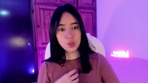 Snapshot of alicee_2 chatting on February 2025 11:06:02 AM Aliceee .. 97YP9VWGZHrefnav wishlist lists 1 online show from February 2025 11:06:02 AM