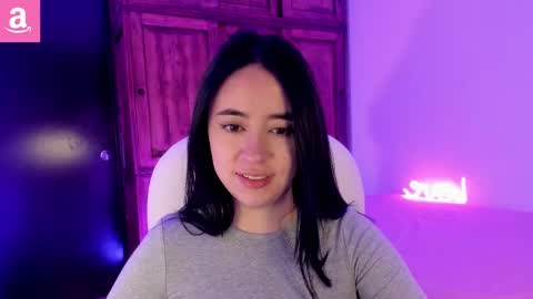 Snapshot of alicee_2 chatting on February 2025 02:30:01 PM Aliceee .. 97YP9VWGZHrefnav wishlist lists 1 online show from February 2025 02:30:01 PM