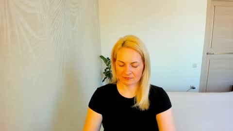 Alicee online show from March 2026 07:56:01 AM