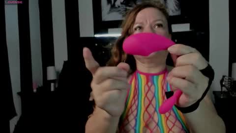 Snapshot of alicee_mature4 chatting on September 2025 10:34:01 PM alicee_mature4 online show from September 2025 10:34:01 PM