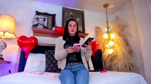 Aleja  online show from January 2025 11:09:02 AM