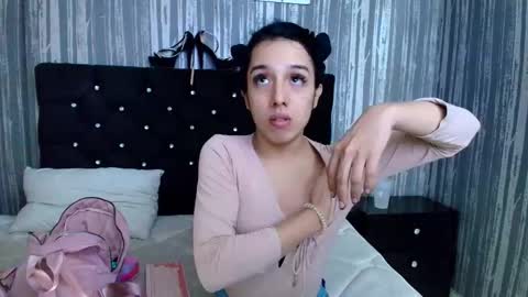alicee_moonn online show from December 2025 07:21:01 PM