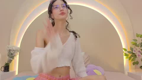 alice online show from September 2025 04:51:02 PM