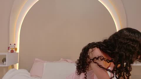 alice online show from April 2026 06:12:02 PM