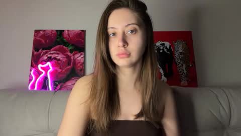 aliceinlustland online show from May 2026 07:41:01 PM